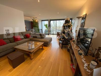 Maison de ville - 169 m² - 6 pièces