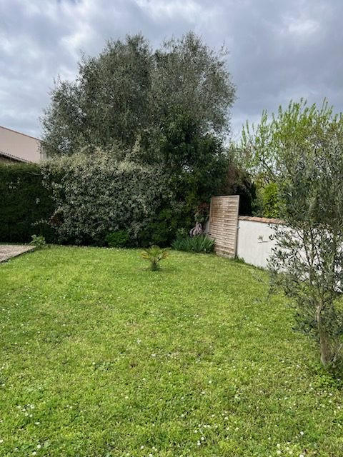 Maison traditionnelle - 90 m² - 4 pièces