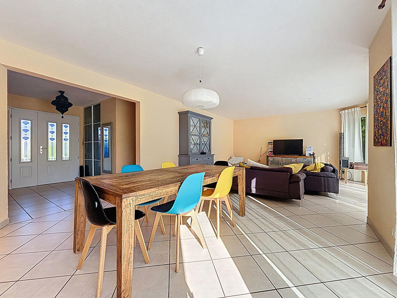 Maison - 175 m² - 8 pièces