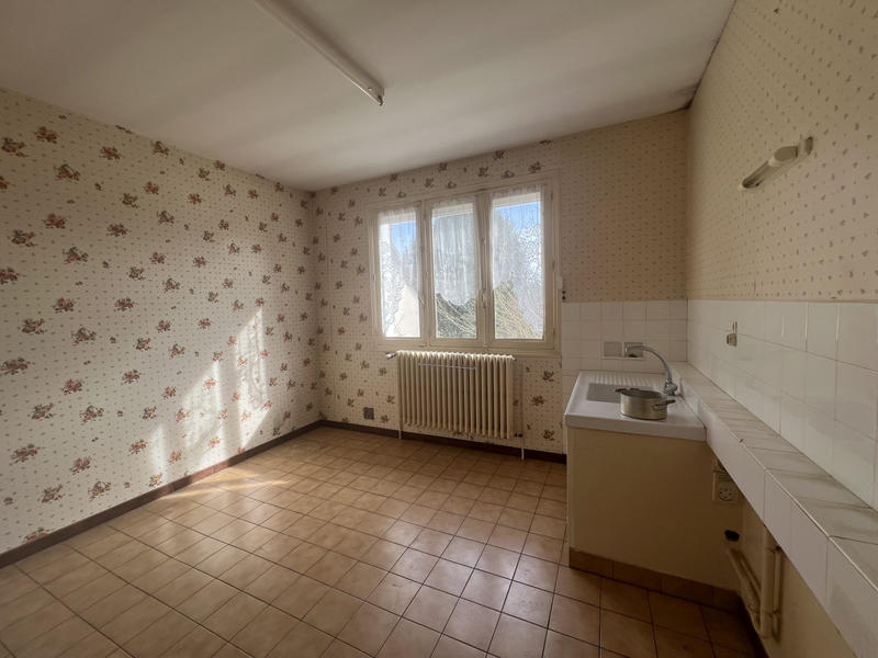 Maison - 122 m² - 4 pièces