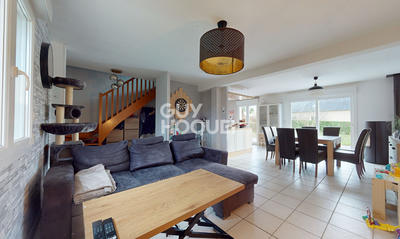 Maison - 102 m² - 4 pièces