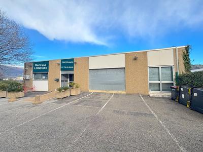 Bureau - 800 m² - 1 pièce