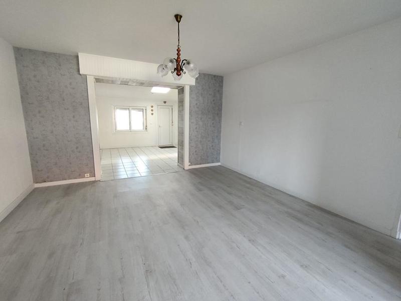 Maison - 122 m² - 6 pièces