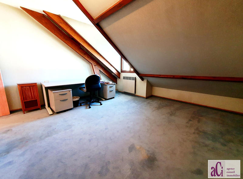 Maison - 188 m² - 5 pièces