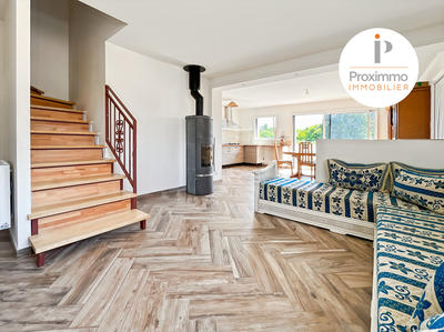 Maison - 89 m² - 5 pièces