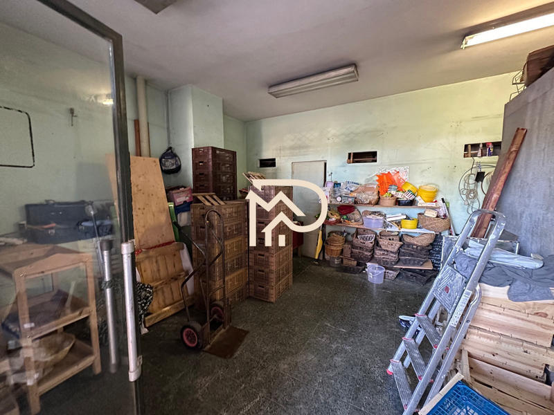 Local commercial - 97 m²