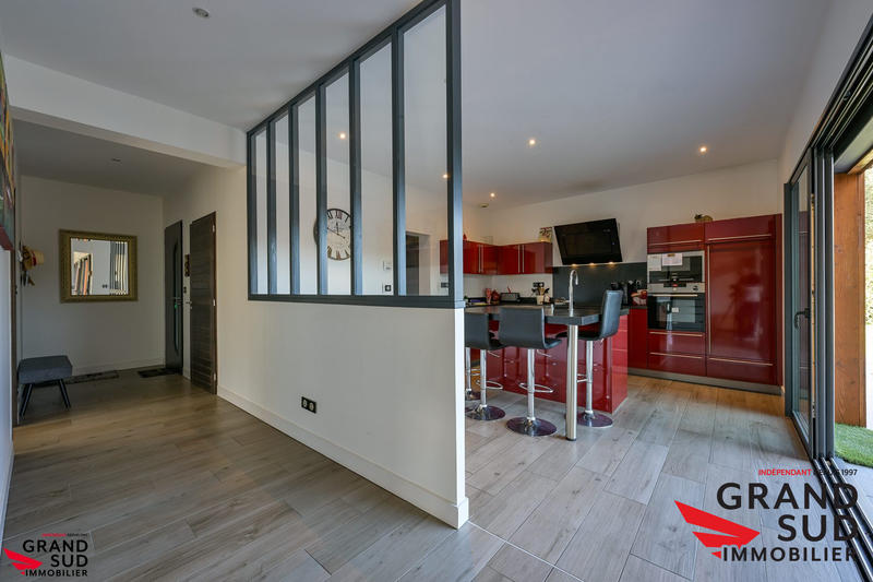 Maison contemporaine - 189 m² - 7 pièces