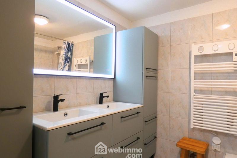 Appartement - 103 m² - 5 pièces