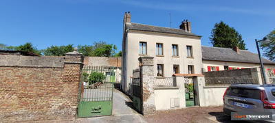 Maison - 140 m² - 5 pièces