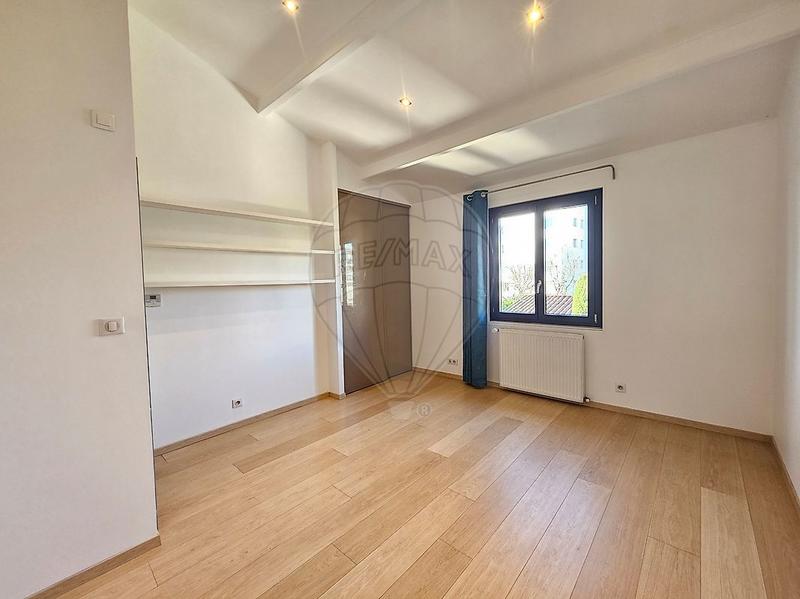Maison - 169 m² - 5 pièces