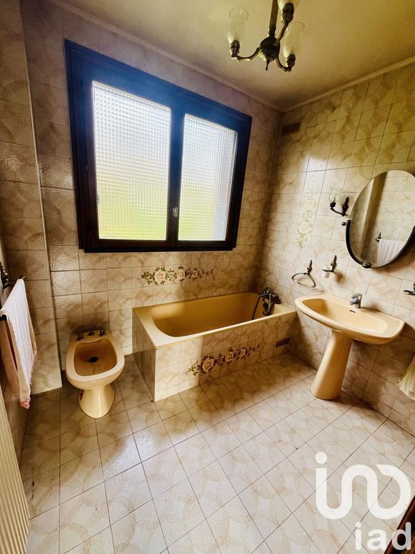 Maison - 140 m² - 6 pièces