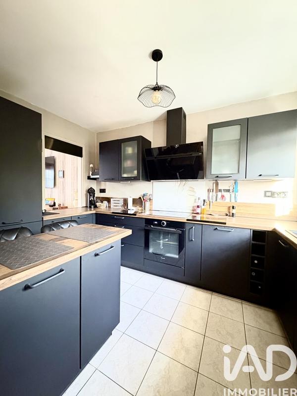 Maison - 120 m² - 5 pièces