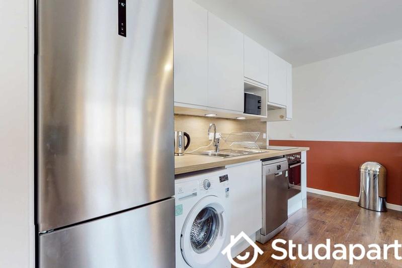 Chambre - 9 m² - 1 pièce