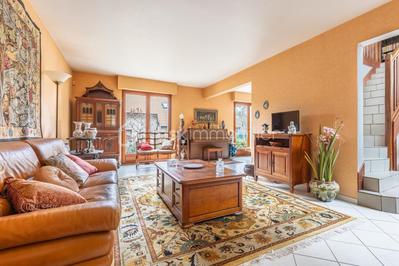 Maison - 139 m² - 6 pièces