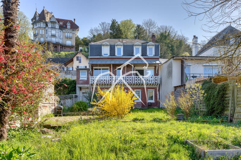 Maison - 175 m² - 6 pièces