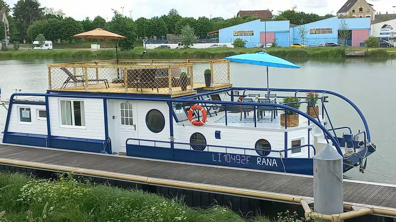 Péniche - 66 m² - 3 pièces