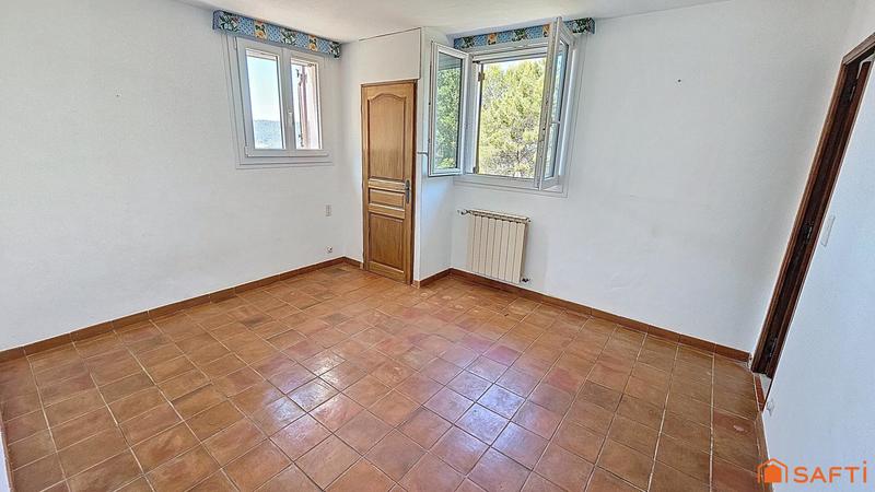 Maison - 161 m² - 9 pièces