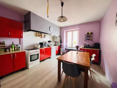 Maison - 80 m² - 4 pièces