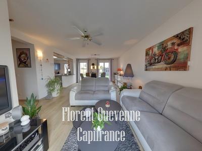 Maison - 102 m² - 4 pièces