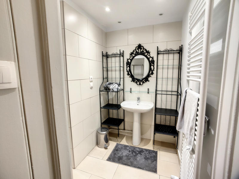 Appartement - 130 m² - 6 pièces