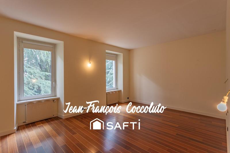 Maison de maîtres - 446 m² - 15 pièces