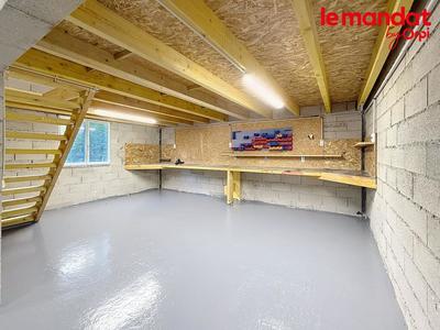 Entrepôt - 160 m²
