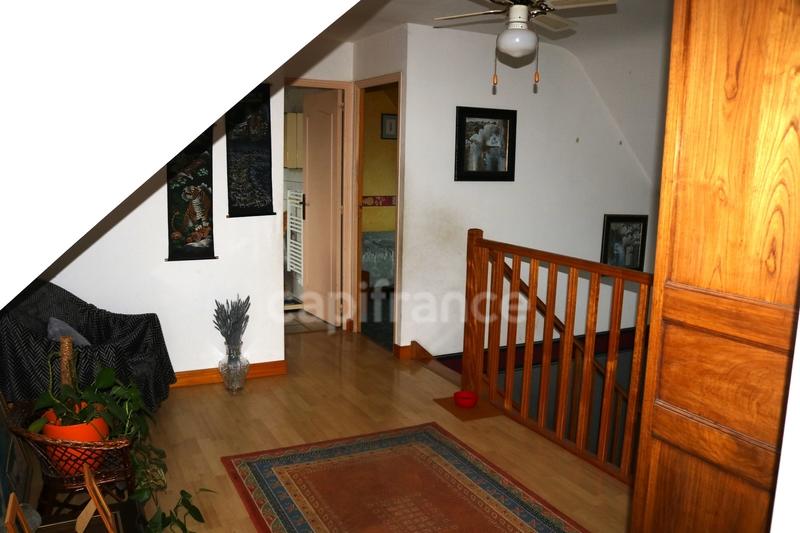 Maison - 107 m² - 6 pièces