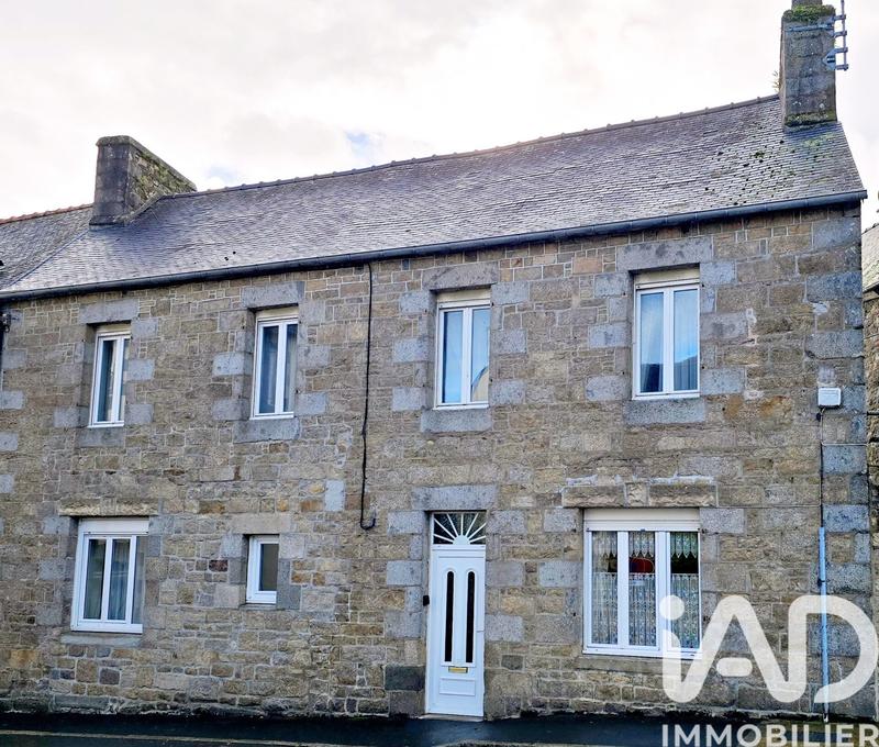 Maison - 200 m² - 8 pièces