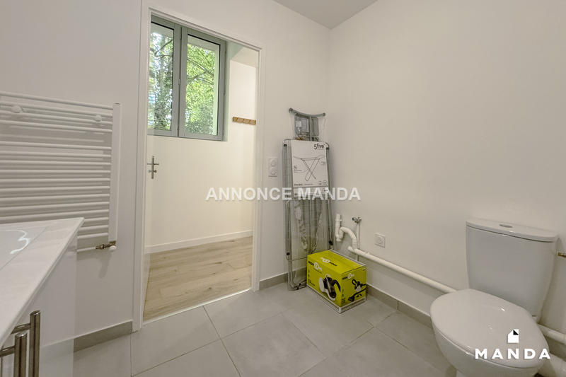 Chambre - 10 m² - 4 pièces