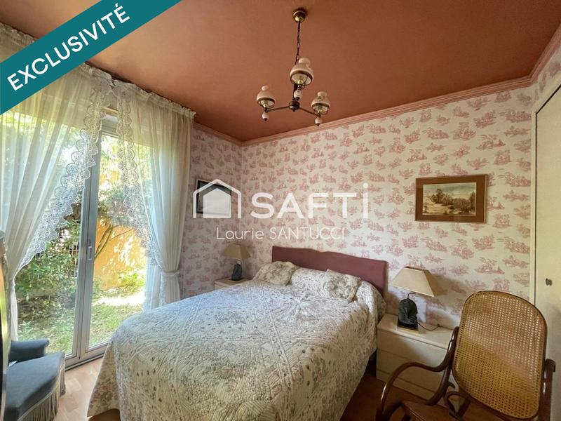 Maison - 180 m² - 6 pièces