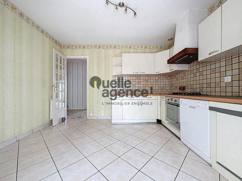 Maison - 102 m² - 4 pièces