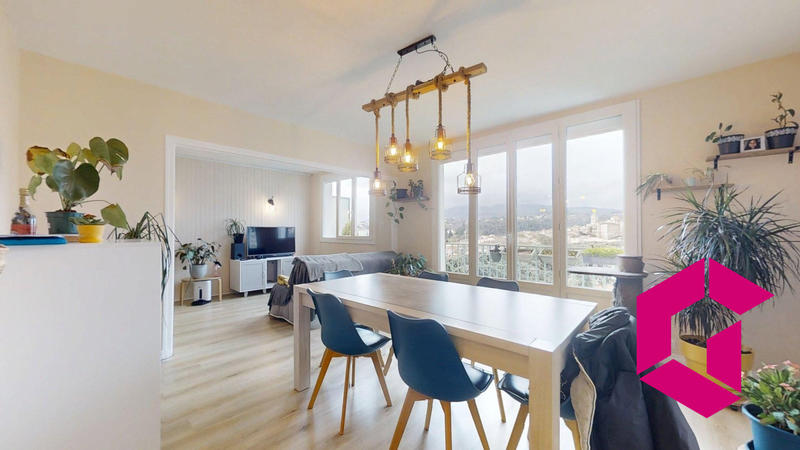 Appartement - 71 m² - 3 pièces