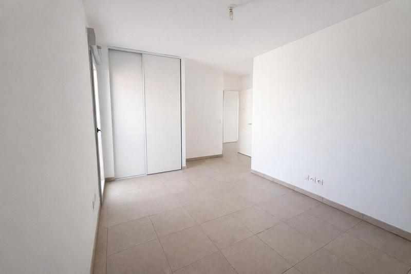 Appartement - 100 m² - 4 pièces