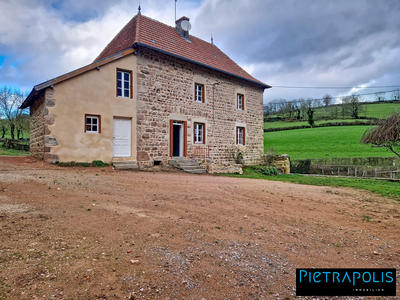 Maison ancienne - 149 m² - 3 pièces