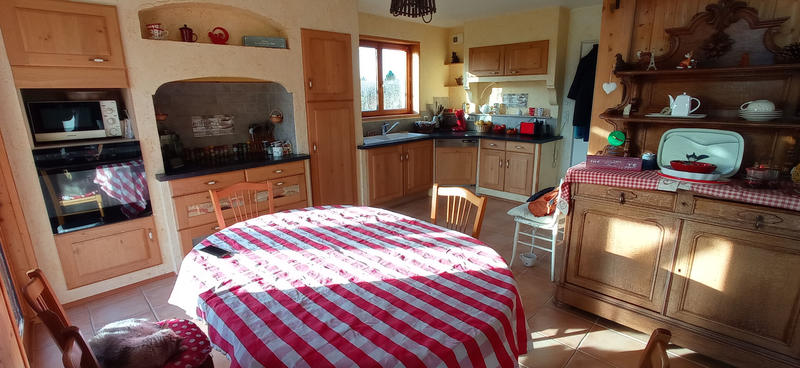 Maison - 147 m² - 6 pièces