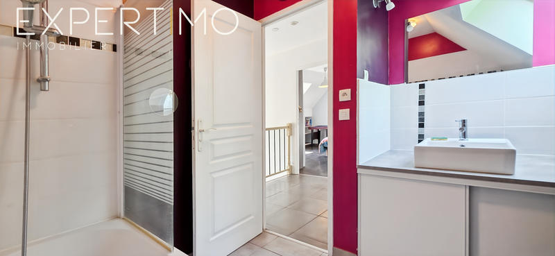 Maison - 100 m² - 6 pièces