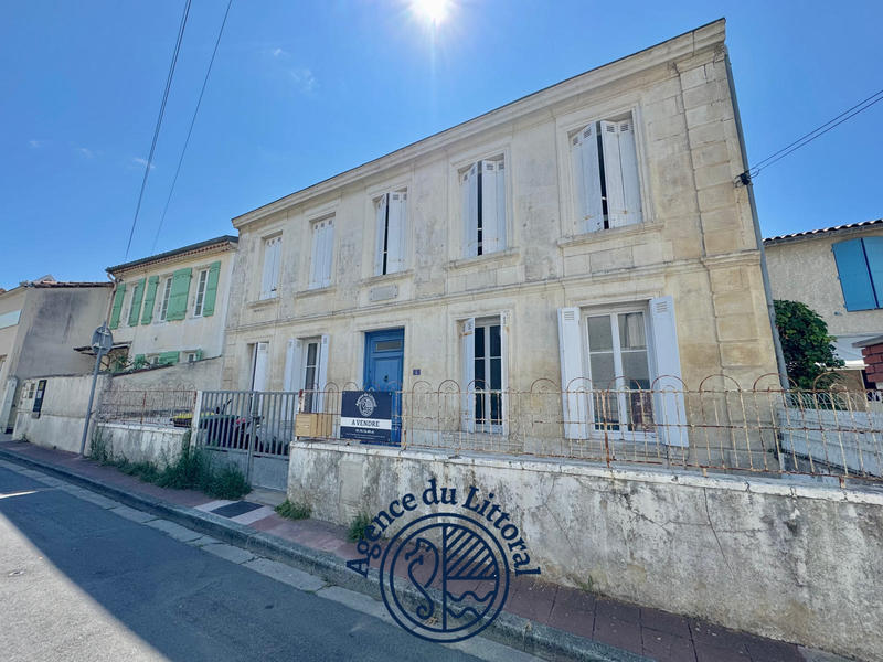 Maison - 191 m² - 7 pièces