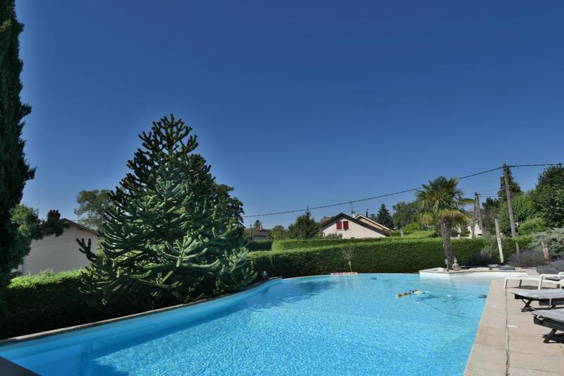 Maison - 186 m² - 7 pièces