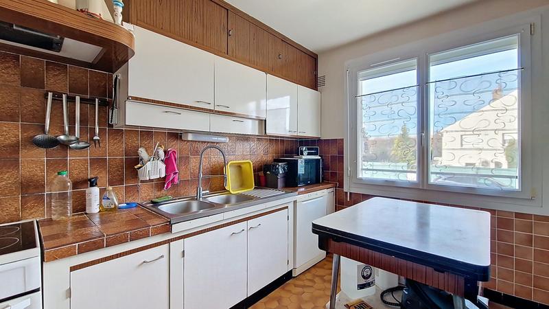 Maison - 95 m² - 4 pièces