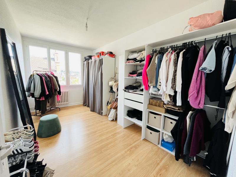 Appartement - 92 m² - 4 pièces