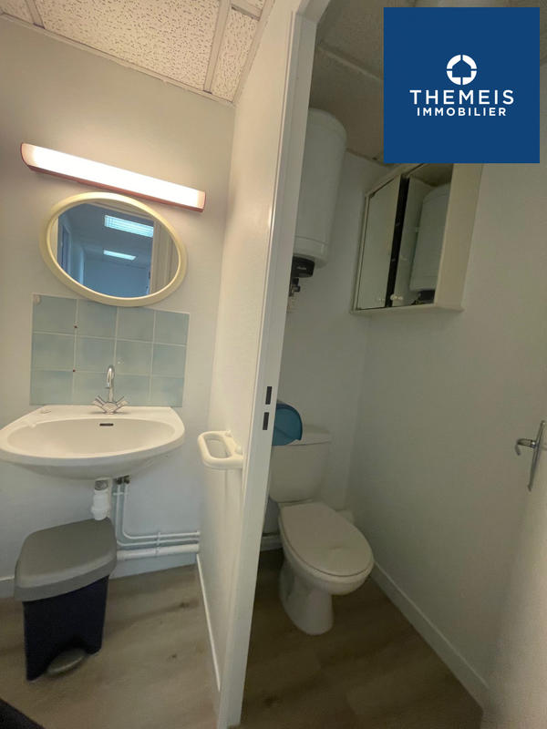 Bureau - 56 m² - 2 pièces