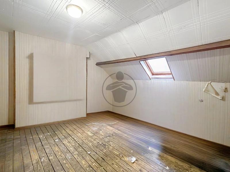 Maison - 92 m² - 5 pièces