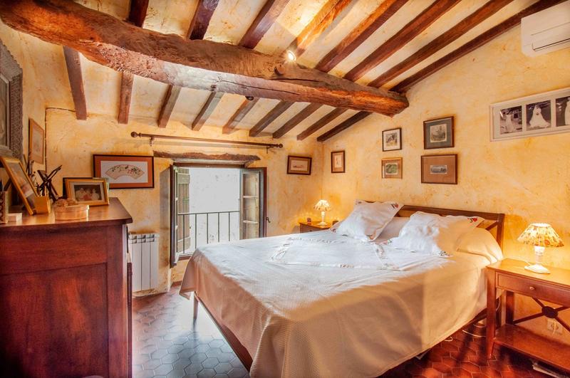 Maison - 253 m² - 9 pièces