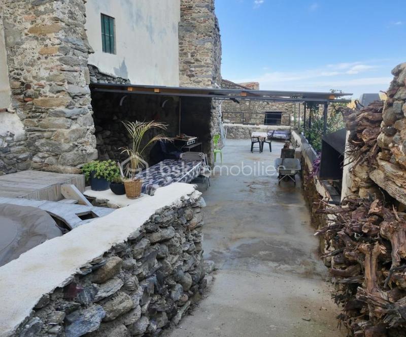 Maison de village - 90 m² - 3 pièces