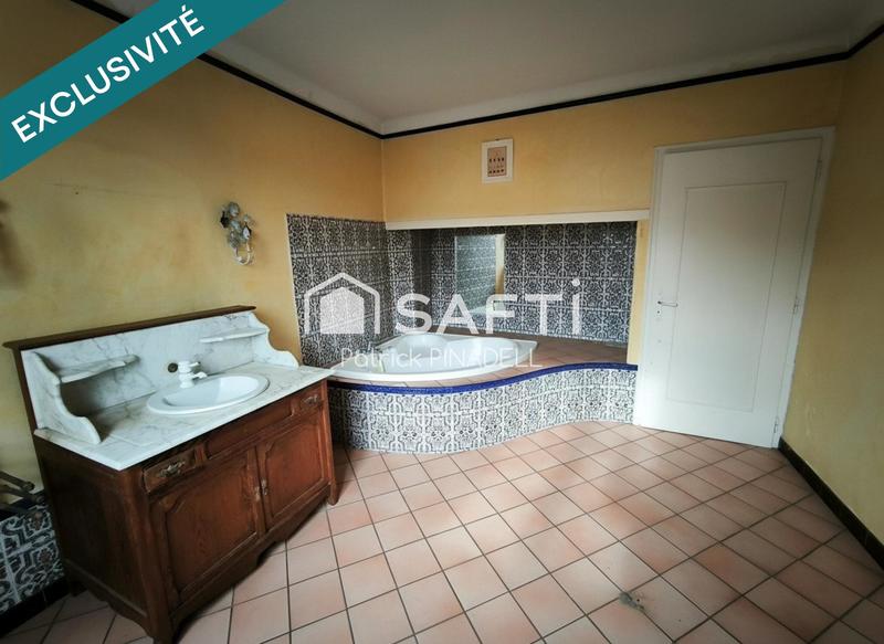 Maison - 180 m² - 6 pièces