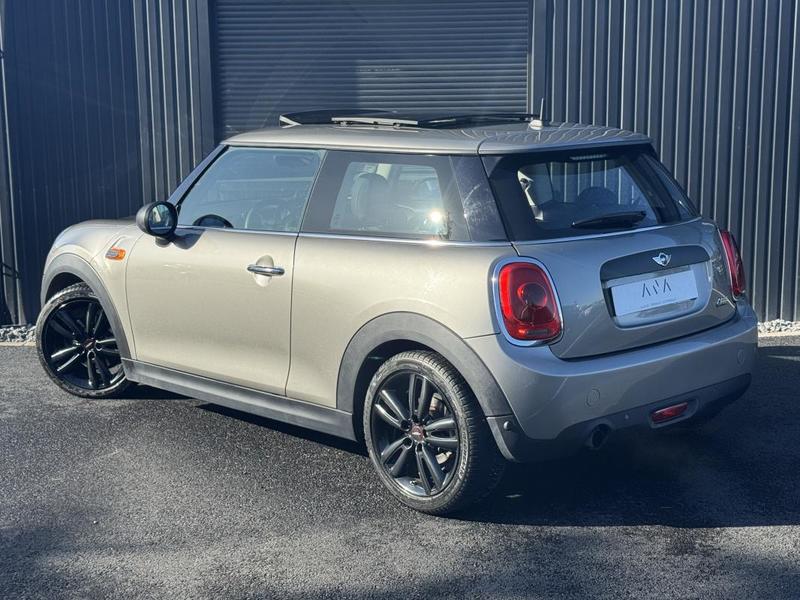 Mini Mini One 102ch Toit Ouvrant Jantes John Cooper Works