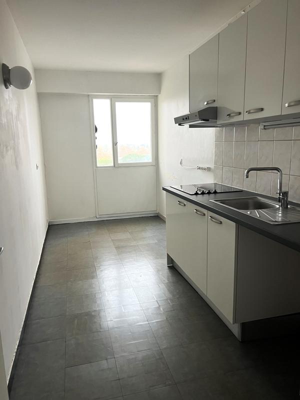 Appartement - 81 m² - 3 pièces