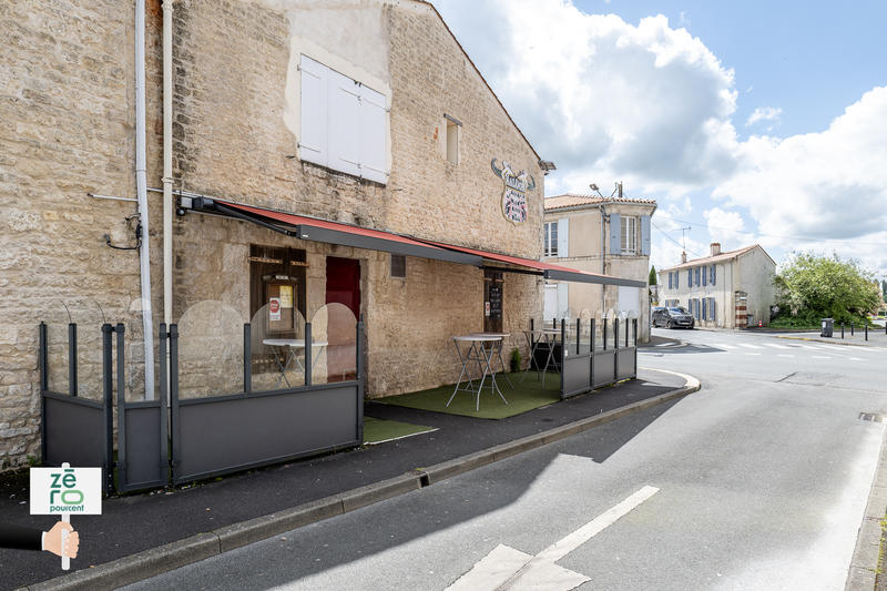 Fonds de commerce - Magasins - 127 m²