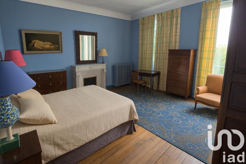 Maison - 209 m² - 9 pièces