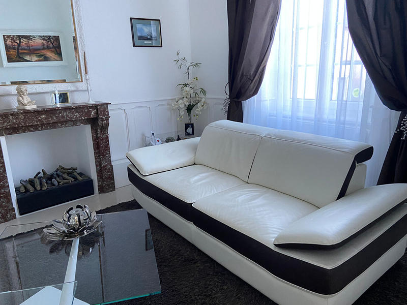 Villa - 311 m² - 12 pièces